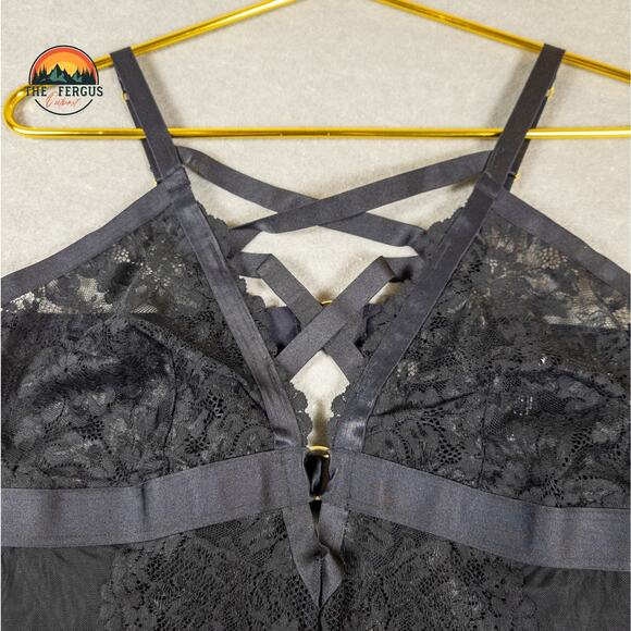 NWT Torrid Sexy Black Strappy Lace & Mesh Lingerie Bodysuit Plus Size 1 (14/16) - Picture 4 of 16